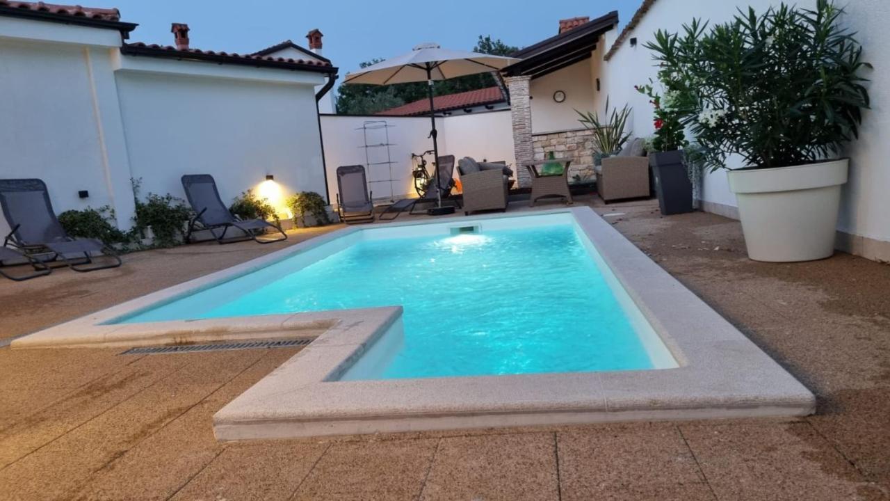 Villa Natka Rovinjsko Selo Exterior foto
